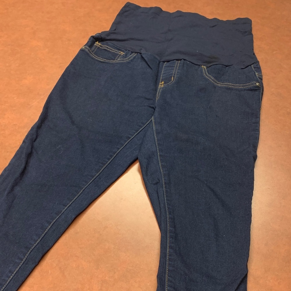 Maternity stretch skinny jeans